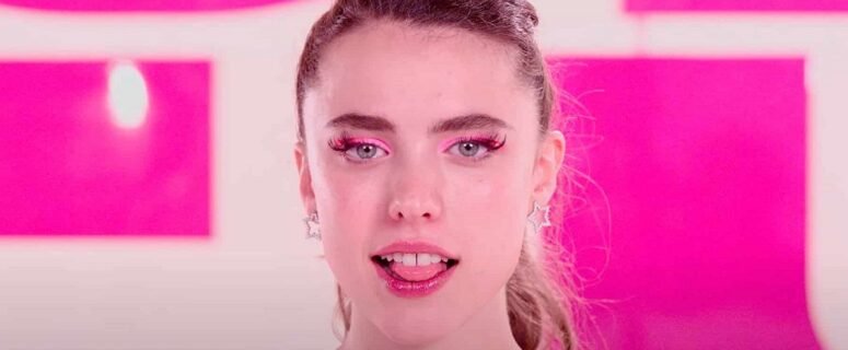 🧪 La Sustancia (2024): Una exploración visceral de la obsesión por la juventud eterna y las presiones de la industria del espectáculo 🌟🔪