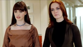 Reseña de El diablo viste a la moda (2006): Elegancia, poder... y una pizca de infierno en tacones