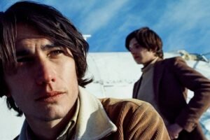 🏔️ La Sociedad de la Nieve (2024): Un relato estremecedor y profundamente humano ❄️✨