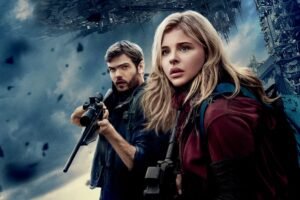 🌊 La quinta ola (2016): Cuando el fin del mundo llega por fases… y el amor también 💔👽