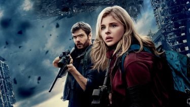 Reseña de La quinta ola (2016): Cuando el fin del mundo llega por fases… y el amor también