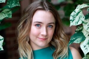 Saoirse Ronan: Talento puro con alma de cine independiente 🎭✨