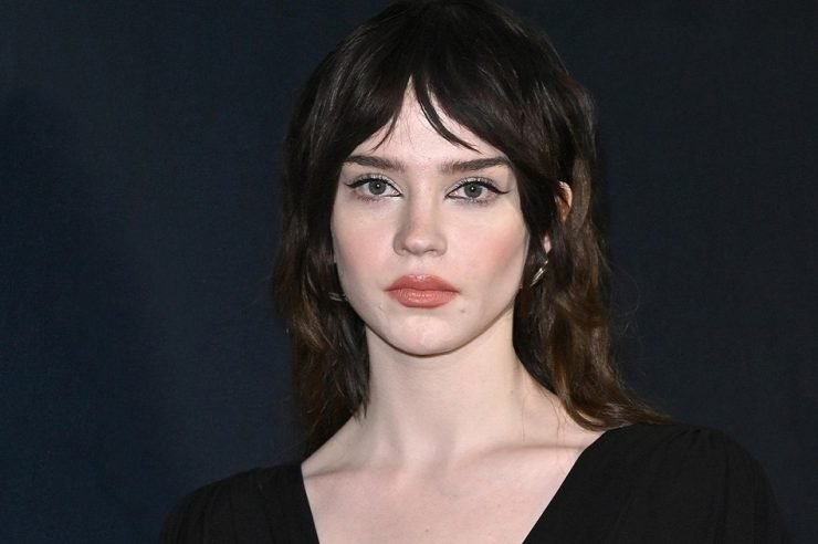 Biografía de Sophie Thatcher: La nueva joya indie que conquistó la oscuridad y la luz