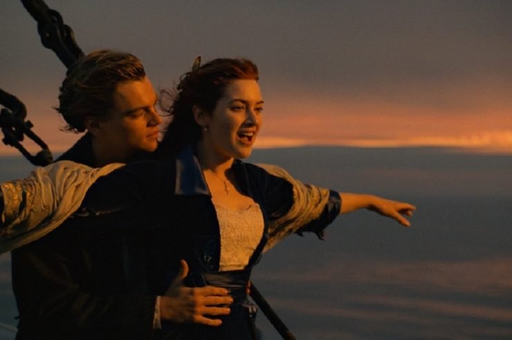 Reseña de Titanic (1997): Un amor que desafió el tiempo… y se hundió en la eternidad