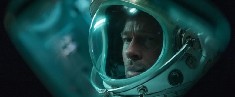 🚀 Ad Astra: hacia las estrellas (2019): Cuando el viaje espacial es también un viaje interior 🌌🖤