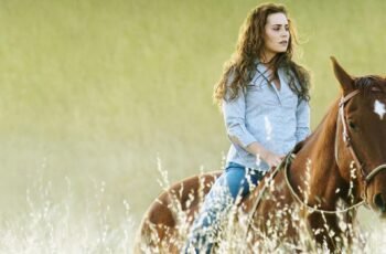 🐎 Flicka (2006): Cuando la libertad se escribe a galope en el alma de una joven rebelde 🌾 🐎 Flicka (2006): Cuando la libertad se escribe a galope en el alma de una joven rebelde 🌾