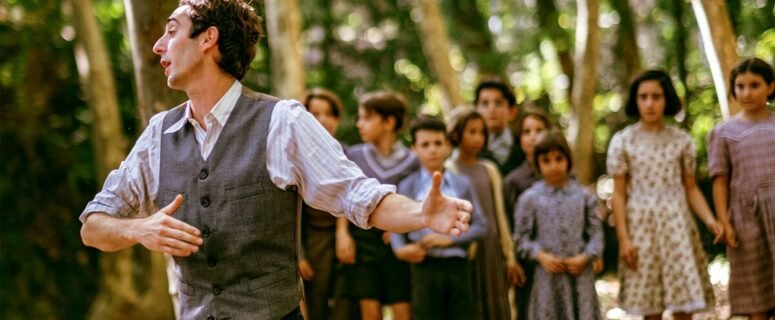 🌊 El maestro que prometió el mar (2023): Una promesa que el olvido no pudo enterrar 📚🕊️