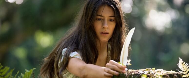 🌿 La chica salvaje (2022): Donde el pantano susurra secretos y el corazón se esconde 🕊️💔