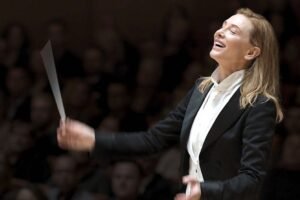 🎻 TÁR (2022): El precio del genio cuando el poder desafina la armonía 🎼⚡