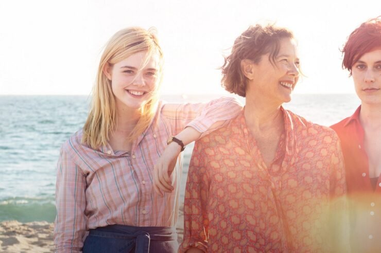 Imagen promocional de Mujeres del siglo XX (2016)